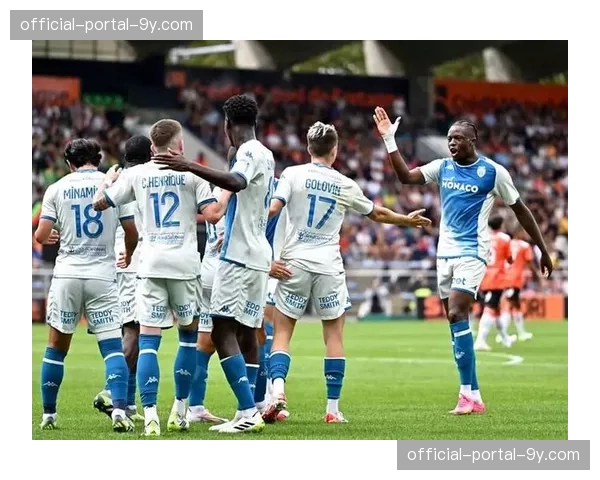 洛里昂战术体系解析：依赖边路推进和定位球赌高质量机会，阵地战缺少纵向穿透